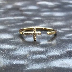 Gold Diamond Cross Ring - Style On The Spot